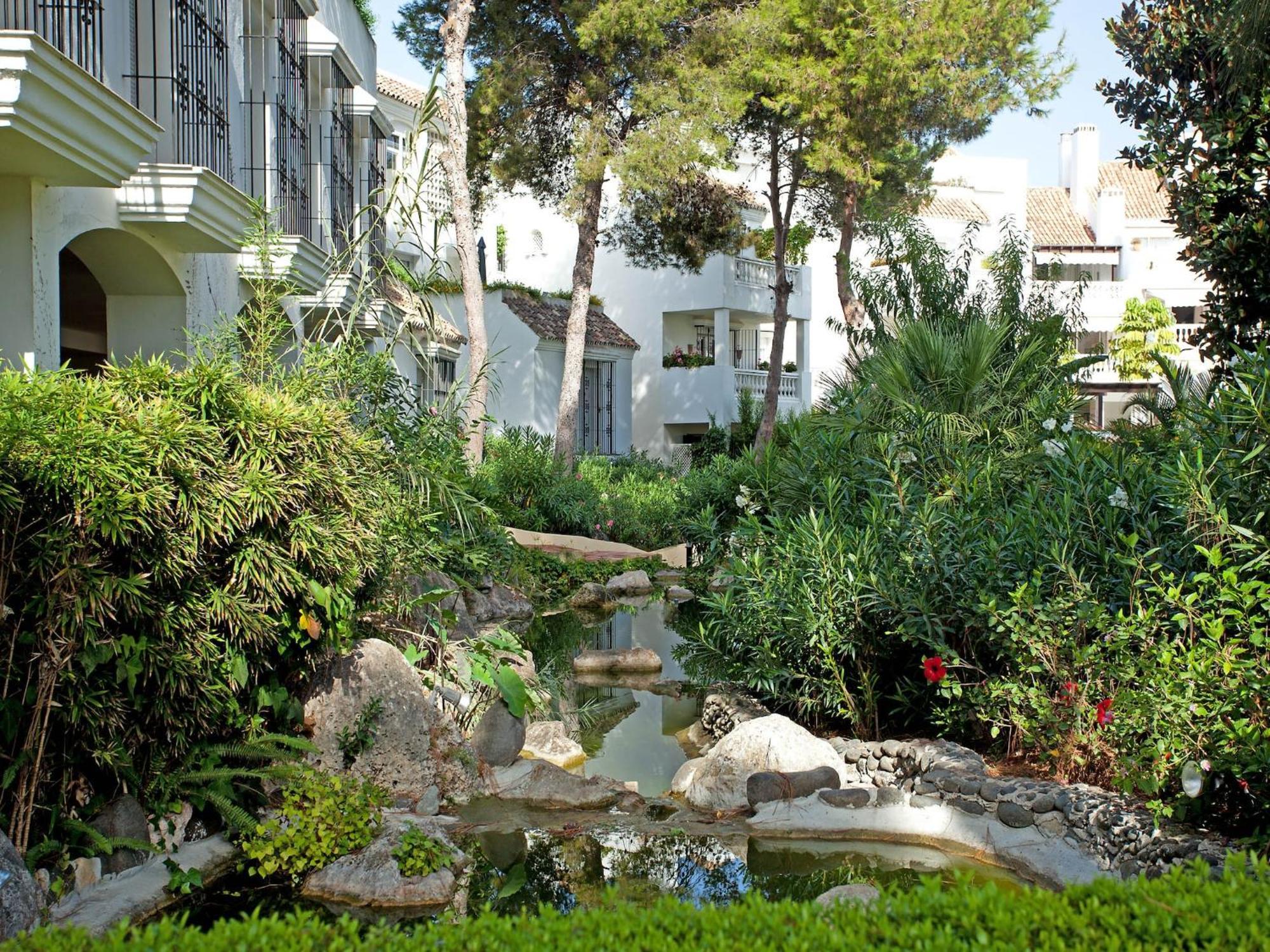 Pretty With Balcony Apartment Marbella