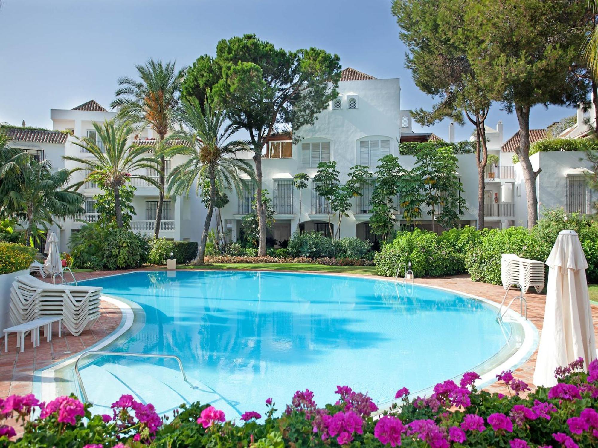 Pretty With Balcony Marbella